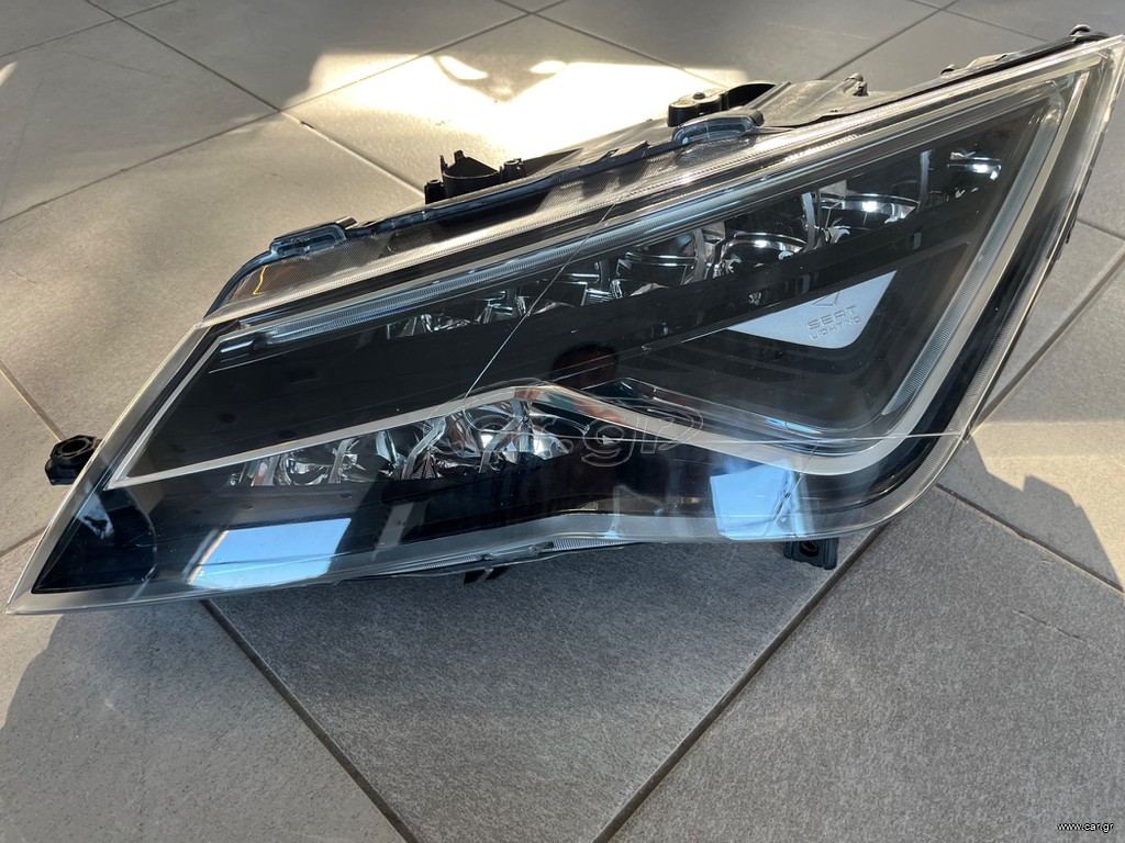 ### ΦΑΝΑΡΙ LED SEAT LEON III - 5F1941007G