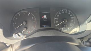 Toyota Yaris 2022-thumb-8