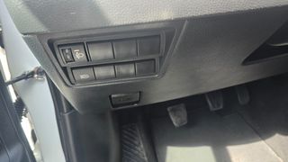 Toyota Yaris 2022-thumb-11