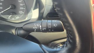 Toyota Yaris 2022-thumb-13