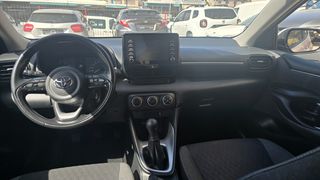 Toyota Yaris 2022-thumb-16
