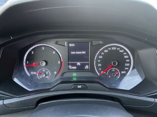 Volkswagen T-Roc 2021 1.6 TDI DISCOVER-thumb-8