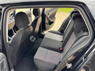 Volkswagen Golf 2017 1.6 TDI-thumb-11