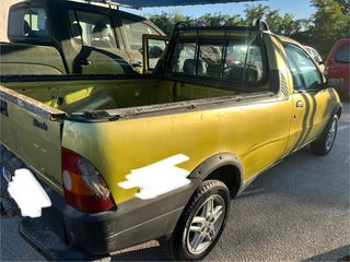 Fiat Strada 2005-thumb-3