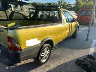 Fiat Strada 2005-thumb-9