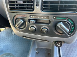 Fiat Strada 2005-thumb-11