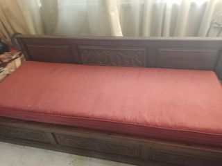 Ντιβάνοκασέλα