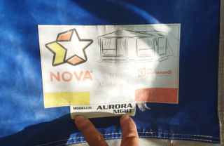 Σκηνή 2010 NOVA ITALY Σκηνή τροχόσπιτου