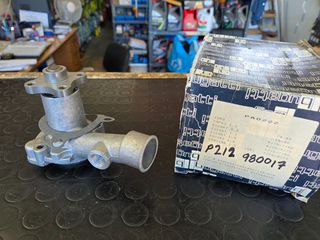 Αντλία νερού FORD ESCORT MK1 , MK2  1.1,1.3,1.6RS , CAPRI 1.3,1.6 , CORTINA 1.6