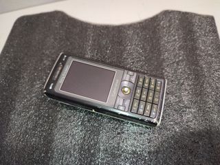 Sony Ericsson K800i-thumb-1