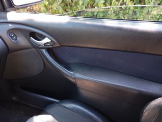 Ford Focus 2004 ST170-thumb-4