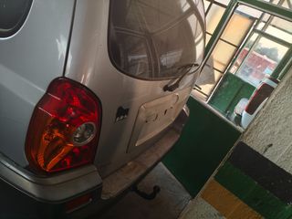 Hyundai Terracan 2005-thumb-7