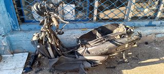 Piaggio beverly 400 500 300i beverly500 beverly400  tourer μπουκαλες πιρουνι δαγκανα τρομπα σωληνακια ψυγειο βεντιλατερ αντλια βενζινης τεποζιτο τιμονι φαναρι πατωμα αμορτισερ πλεξουδα