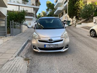 Toyota Verso-S 2011 Lounge Multidrive S Panoramic Roof