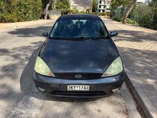 Ford Focus 2004-thumb-2