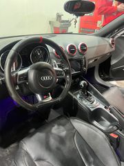 Audi TT 2009-thumb-1