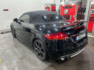 Audi TT 2009-thumb-8