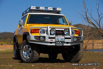 Προφυλακτήρας ARB Εμπρός FJ Cruiser με θέση για εργάτη 