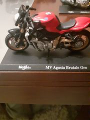 Συλλεκτική μηχανή μινιατούρα MV Agusta Brutale Oro