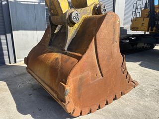 Εκσκαφέας Με Ερπύστριες CAT 2019 374F-thumb-25