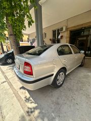 Skoda Octavia 2005-thumb-4