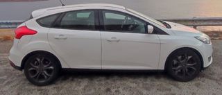 Ford Focus 2018-thumb-1