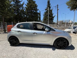 Peugeot 208 2016 PureTech 1.2 Active-thumb-3