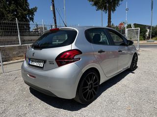 Peugeot 208 2016 PureTech 1.2 Active-thumb-6
