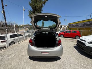 Peugeot 208 2016 PureTech 1.2 Active-thumb-8