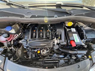 Peugeot 208 2016 PureTech 1.2 Active-thumb-13