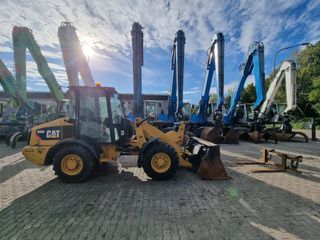 Φορτωτής Με Λάστιχα CAT 2011 906 H-thumb-1