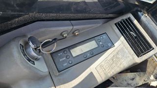 Εκσκαφάκι (διαβολάκι) Hitachi 2019 ZX33U-thumb-14