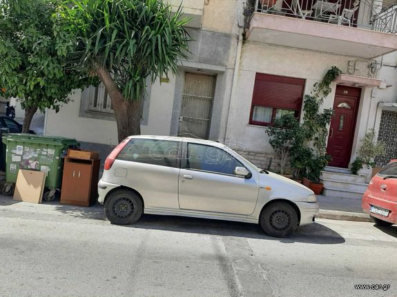 Fiat Punto 1999 1.2 16V ELX