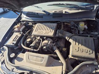 JEEP GREND CHEROKEE '05 4.7cc V8-thumb-5