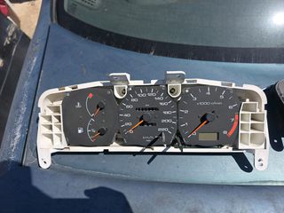 Καντράν nissan primera p10 1995 και διακόπτες , χειριστήριο κλιματισμού