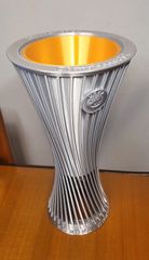 Κύπελλο Ολυμπιακός UEFA Europa Conference League Trophy 2024 Replica Υψηλής Ποιότητας
