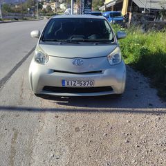 Toyota iQ 2010