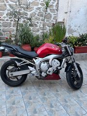 Yamaha FZ6 Naked 2005 FAZER 600