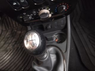 Dacia Duster 2011 6 ΤΑΧΥΤΗΤΕΣ-thumb-11