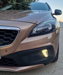 Volvo V40 Cross Country 2015-thumb-6