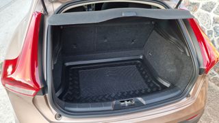 Volvo V40 Cross Country 2015-thumb-21