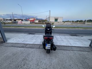 Yamaha XMAX 400 2014 MOMO DESIGN-thumb-6