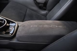 Porsche 992 2023 GTS Aero-thumb-10