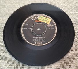 Steppenwolf – Born To Be Wild / Everybody's Next One  7'