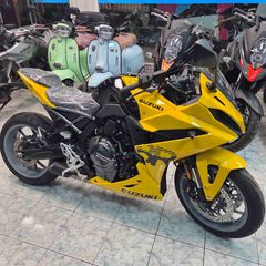 Suzuki GSX 8R 2026-thumb-5