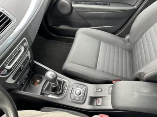 Renault Megane 2015-thumb-25