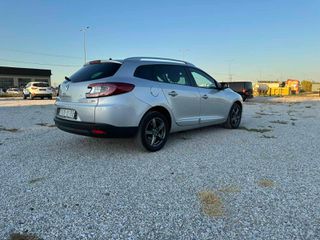 Renault Megane 2015-thumb-12