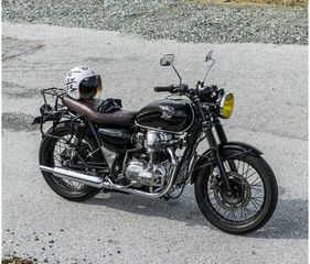 Kawasaki W 650 2005