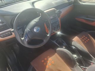 Fiat Punto 2007-thumb-7