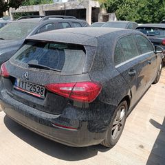 Mercedes-Benz A 180 2020-thumb-1